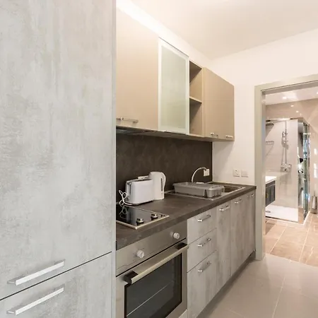 Highly Stylish 1br Studio Unit With Comfy Sofa By 360 Estates Appartement